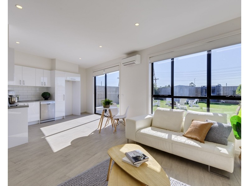 1/16 Joan Court, Reservoir VIC 3073