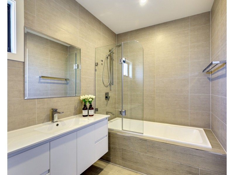 1/16 Joan Court, Reservoir VIC 3073