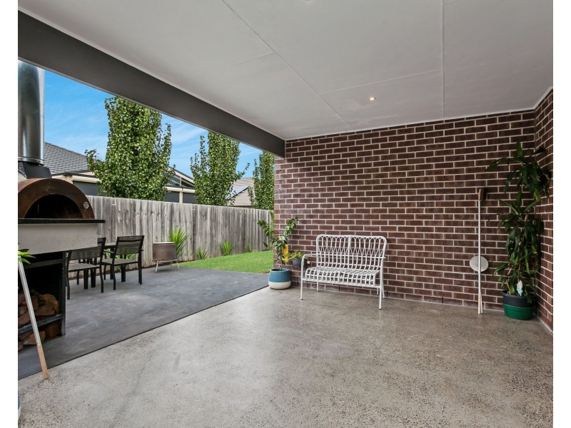 8 Melody Way, Wollert VIC 3750