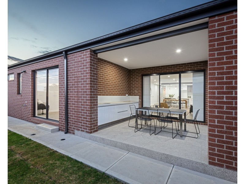 4 Brodribb Street, Wollert VIC 3750