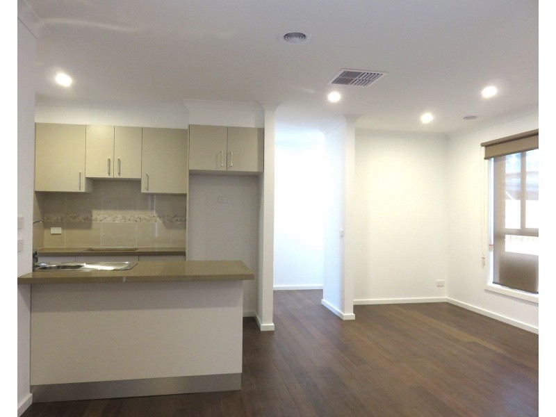 3/15 Bailey Street, St Albans VIC 3021