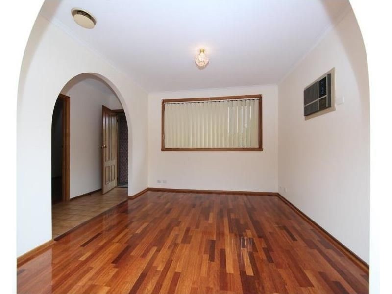 2/17 Miranda Road, Reservoir VIC 3073