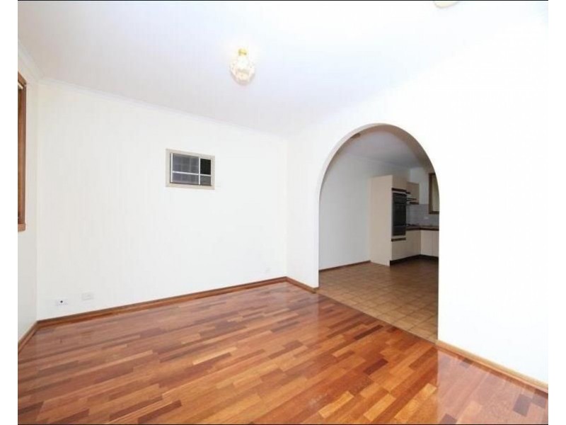 2/17 Miranda Road, Reservoir VIC 3073
