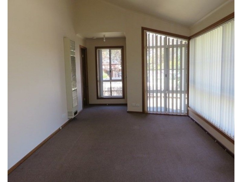 8 Supply Drive, Epping VIC 3076