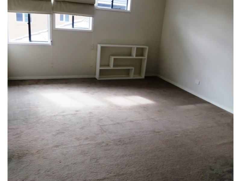 30 Hawkstowe Parade, South Morang VIC 3752