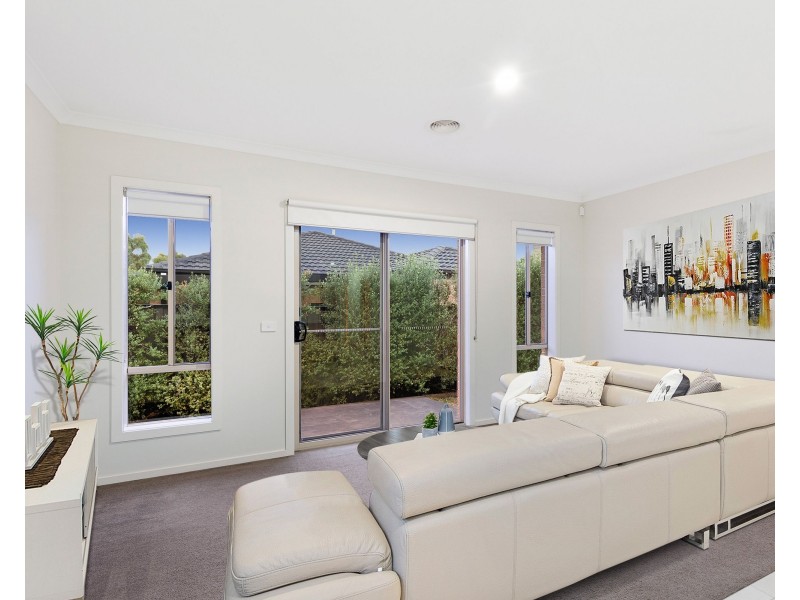 4 Domain Way, Craigieburn VIC 3064