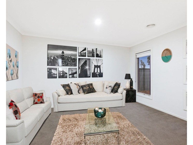 4 Domain Way, Craigieburn VIC 3064