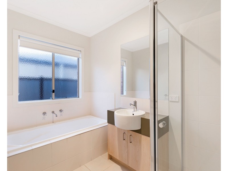 4 Domain Way, Craigieburn VIC 3064