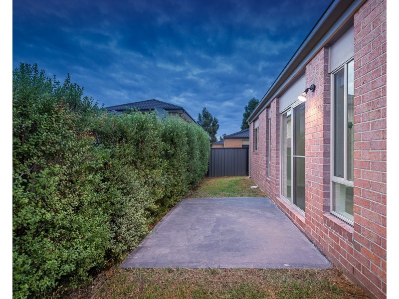 4 Domain Way, Craigieburn VIC 3064
