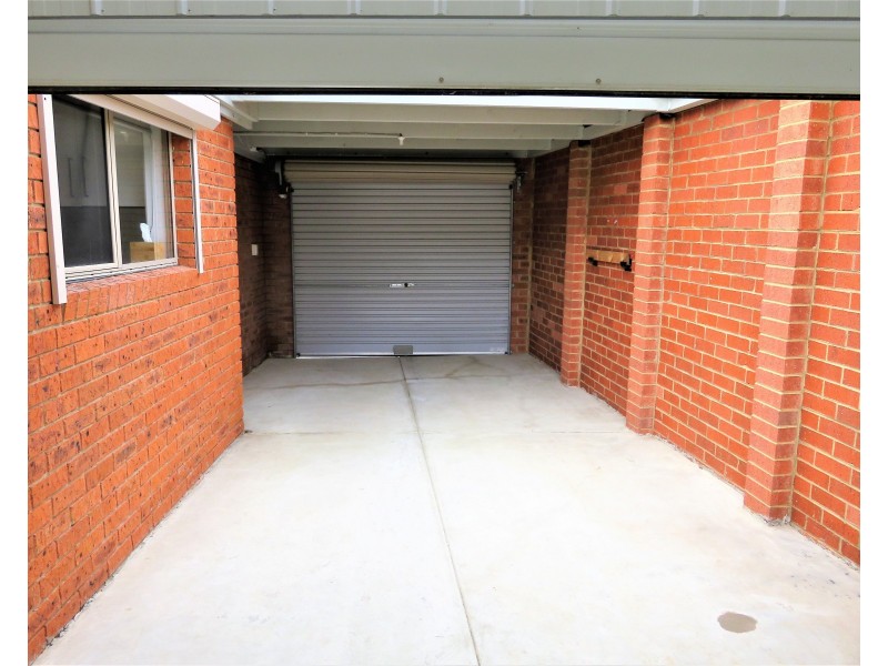 2/74 Arthur Phillip Way, Mill Park VIC 3082