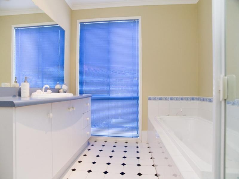 12 St Claire Avenue, South Morang VIC 3752