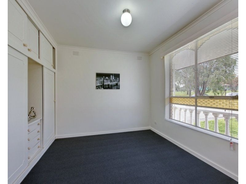 13/9 Seaver Grove, Reservoir VIC 3073