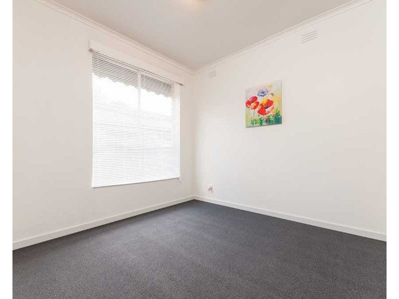 13/9 Seaver Grove, Reservoir VIC 3073