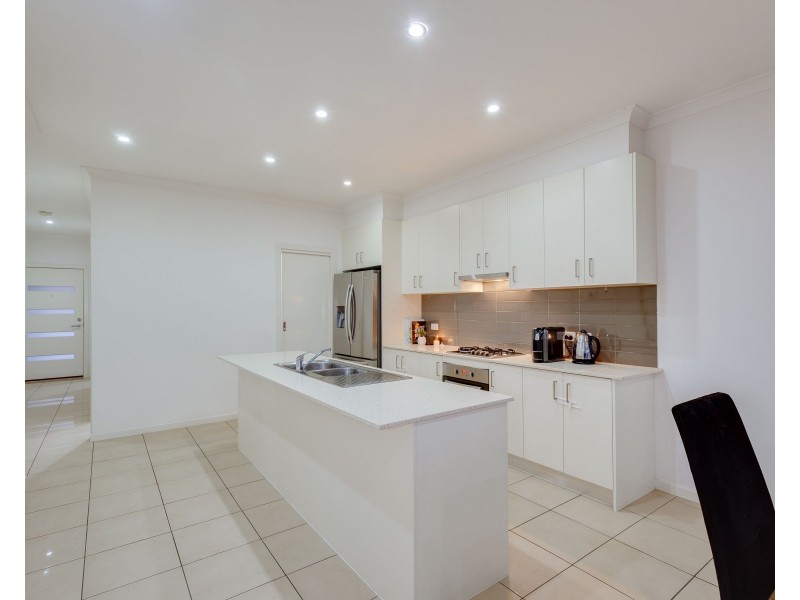 9 Contempo Boulevard, Wollert VIC 3750