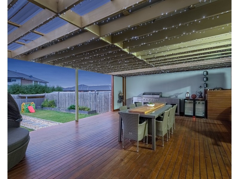 9 Contempo Boulevard, Wollert VIC 3750