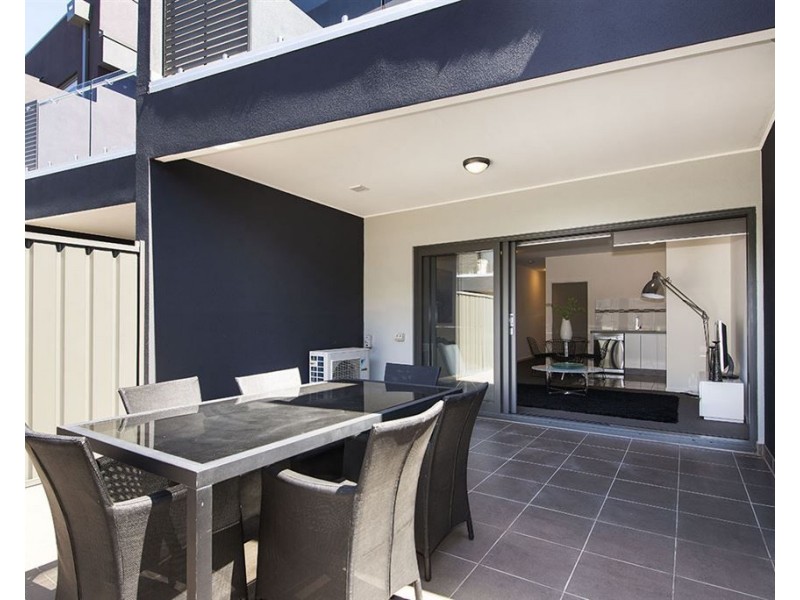 14/1B Jarama Boulevard, Epping VIC 3076