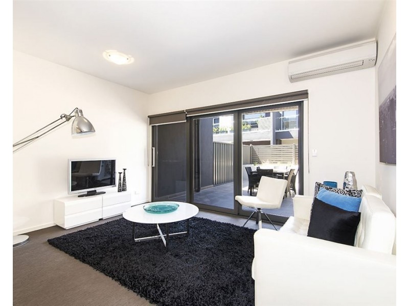 14/1B Jarama Boulevard, Epping VIC 3076