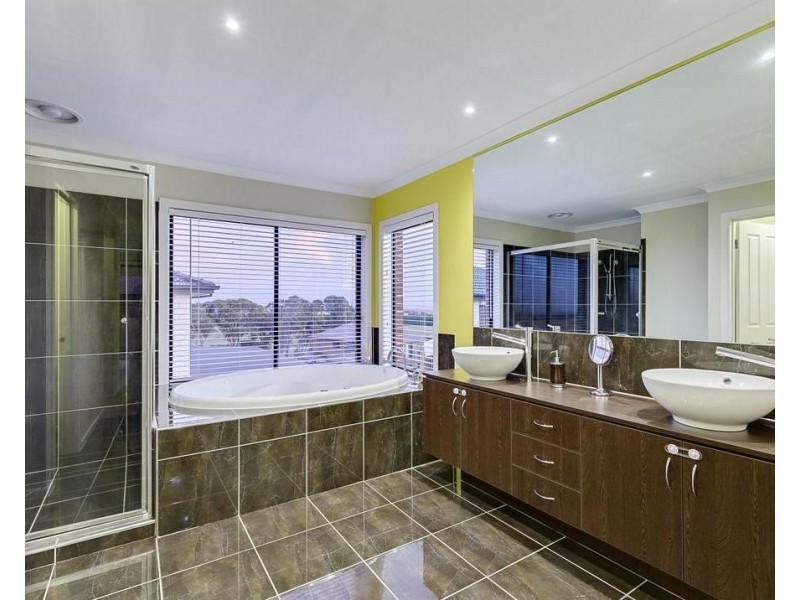 7 Excelsior Heights, Craigieburn VIC 3064