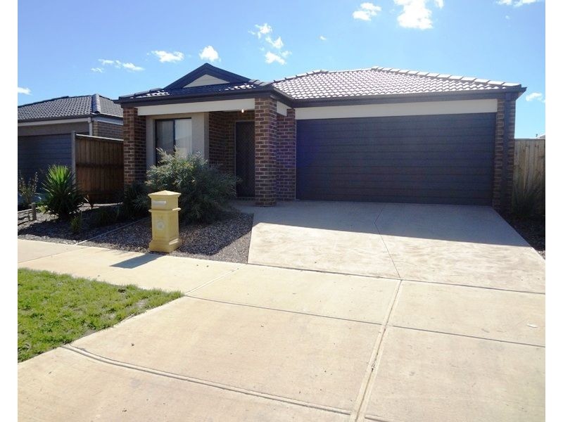 24 Balvicar Way, Mernda VIC 3754