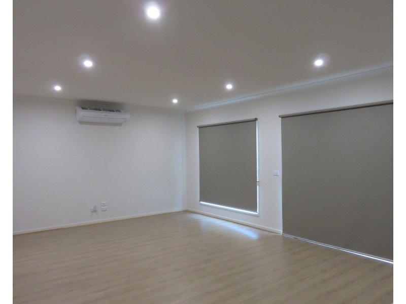 25 Woodcutters Grove, Epping VIC 3076