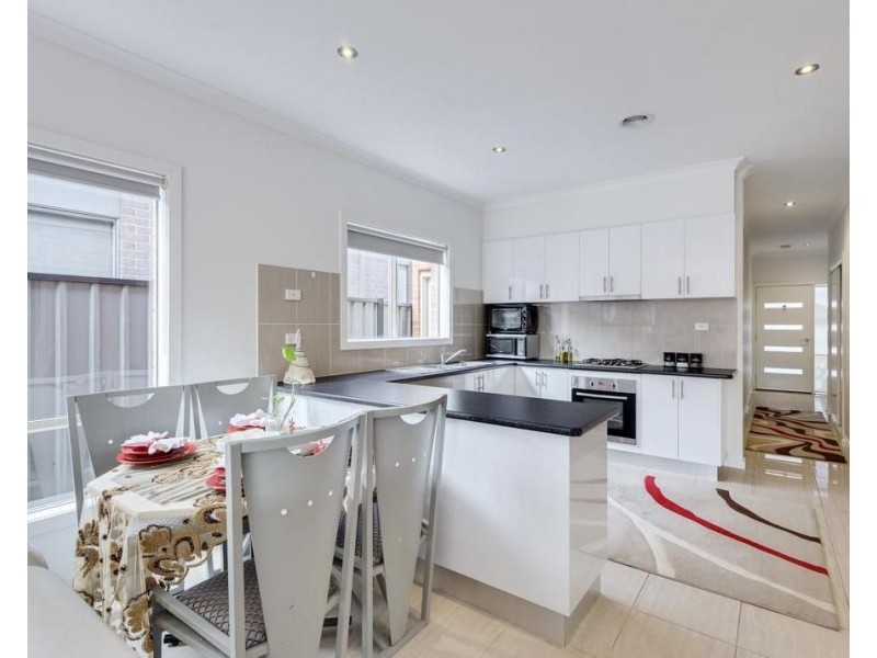 50 Moor Park Drive, Craigieburn VIC 3064