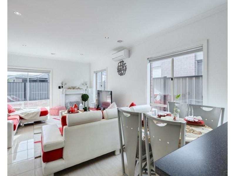 50 Moor Park Drive, Craigieburn VIC 3064