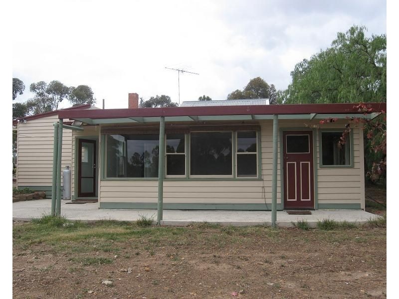 51 Ninth Avenue, Eden Park VIC 3757