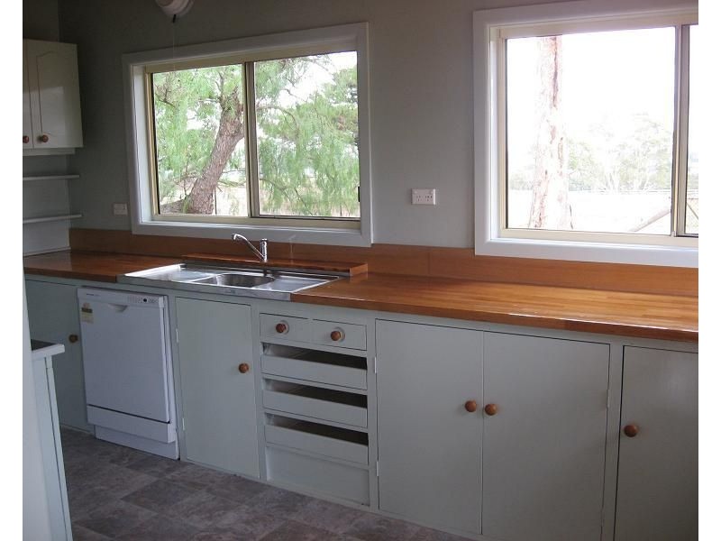 51 Ninth Avenue, Eden Park VIC 3757