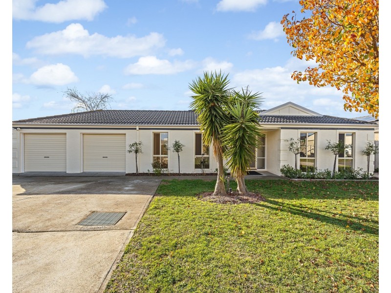 3 Hayes Close, Wallan VIC 3756