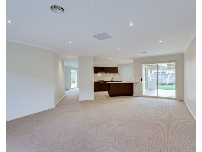 3 Hayes Close, Wallan VIC 3756