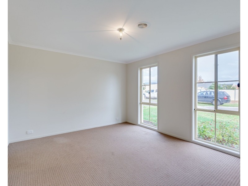 3 Hayes Close, Wallan VIC 3756