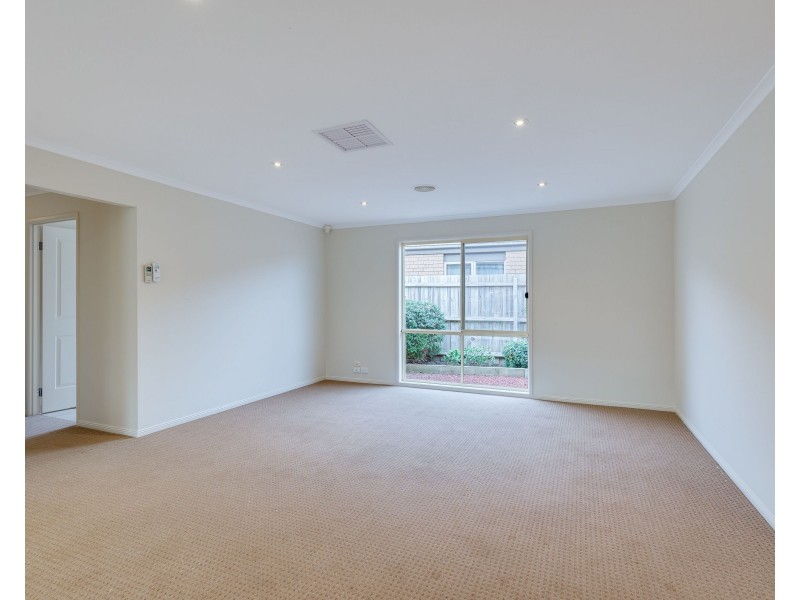 3 Hayes Close, Wallan VIC 3756
