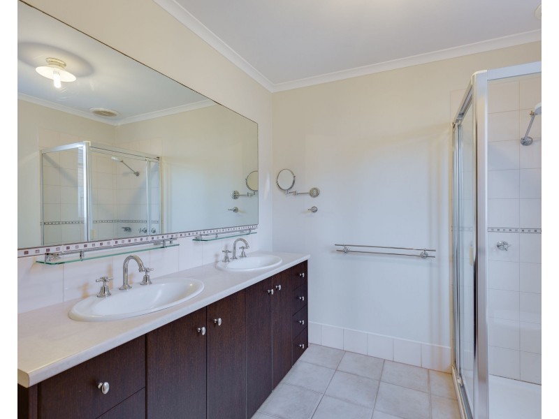 3 Hayes Close, Wallan VIC 3756