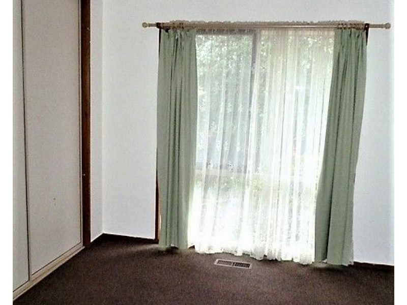 7 Dorrington Court, Mill Park VIC 3082