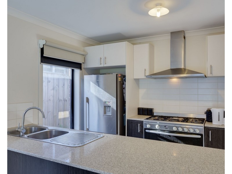 11 Kilwarrie Street, Wollert VIC 3750