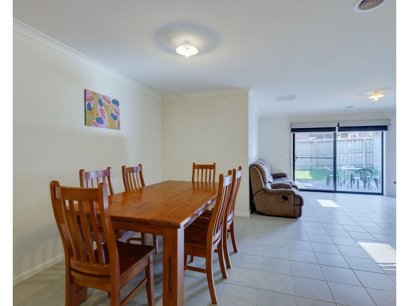 11 Kilwarrie Street, Wollert VIC 3750