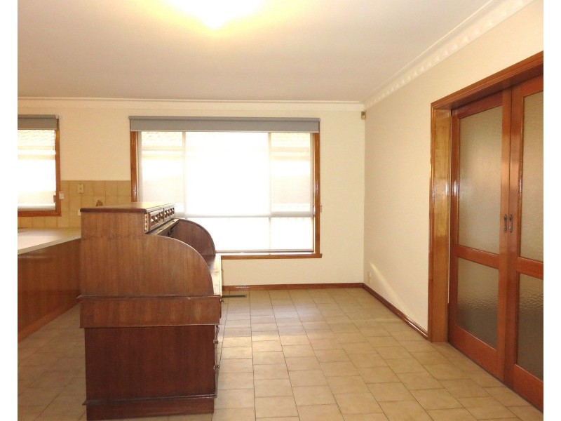 99 Grand Parade, Epping VIC 3076