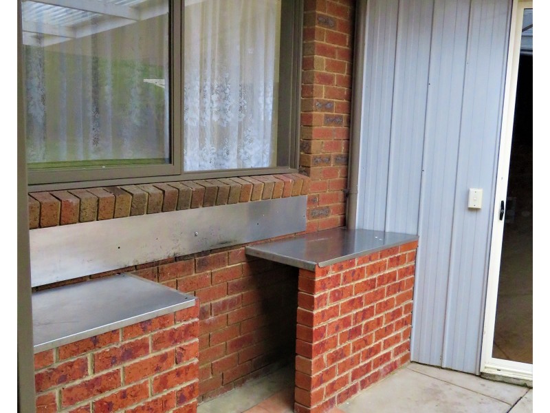 17 Longwood Drive, Epping VIC 3076