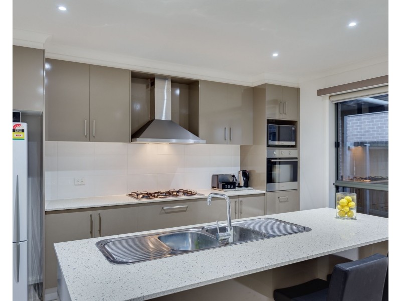 87 Cravens Road, Mernda VIC 3754