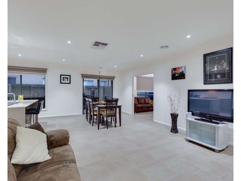 87 Cravens Road, Mernda VIC 3754