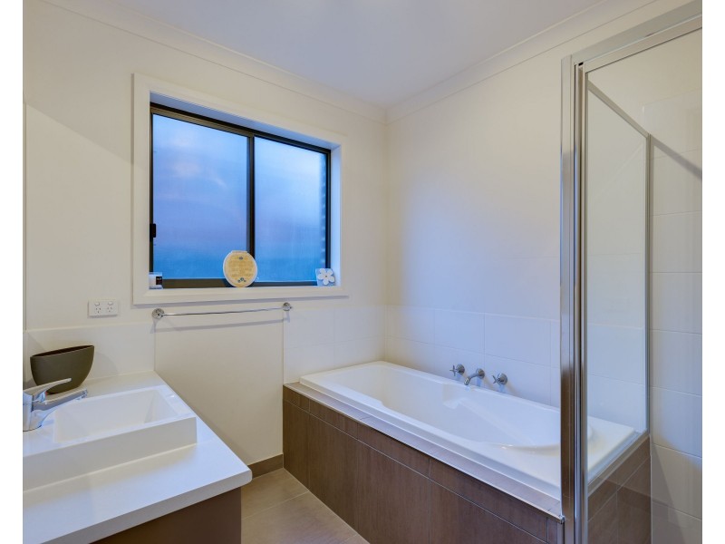 87 Cravens Road, Mernda VIC 3754