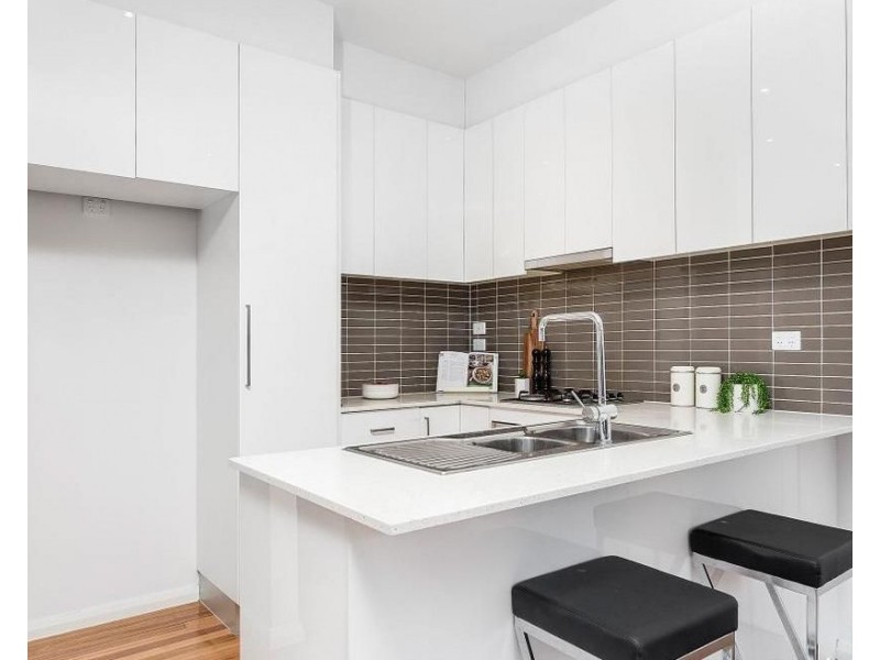 1/76 Bindi Street, Glenroy VIC 3046