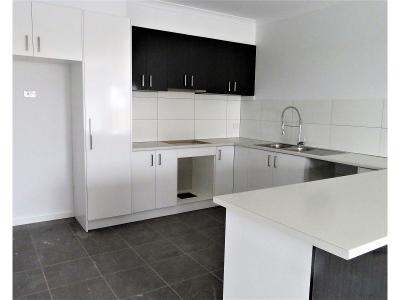 26 Lehmann Walk, Epping VIC 3076