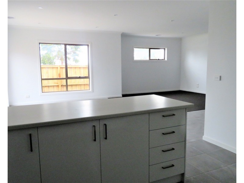 26 Lehmann Walk, Epping VIC 3076