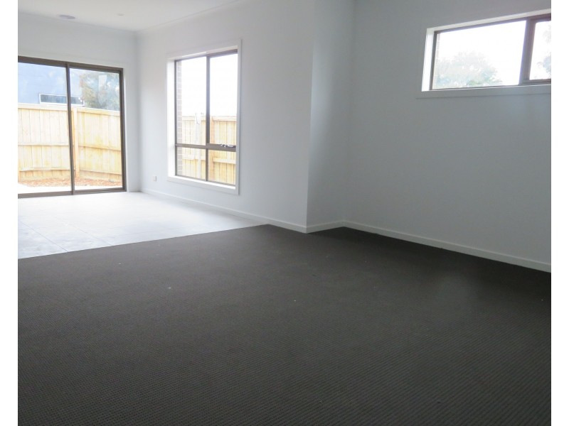 26 Lehmann Walk, Epping VIC 3076