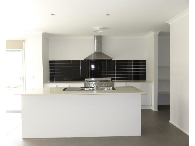 128 Allumba Way, Wollert VIC 3750