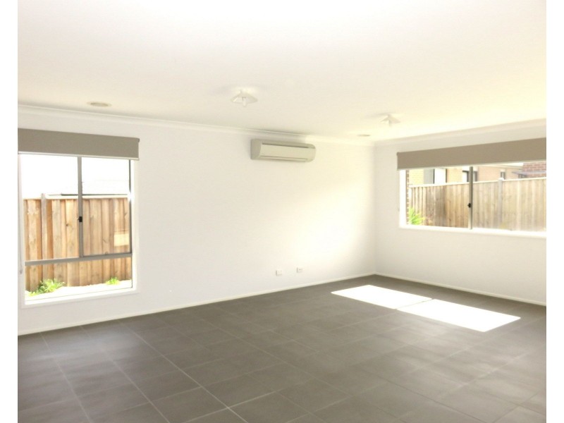 128 Allumba Way, Wollert VIC 3750