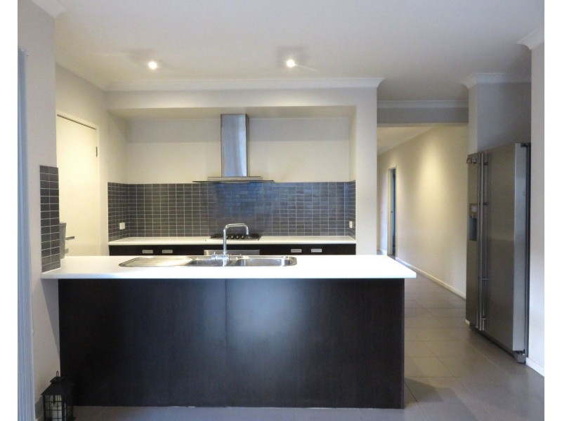 38 Manley Street, Epping VIC 3076