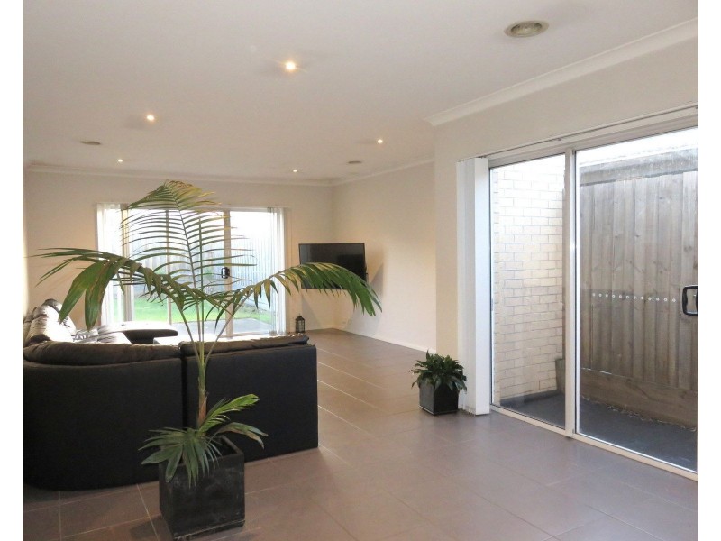 38 Manley Street, Epping VIC 3076