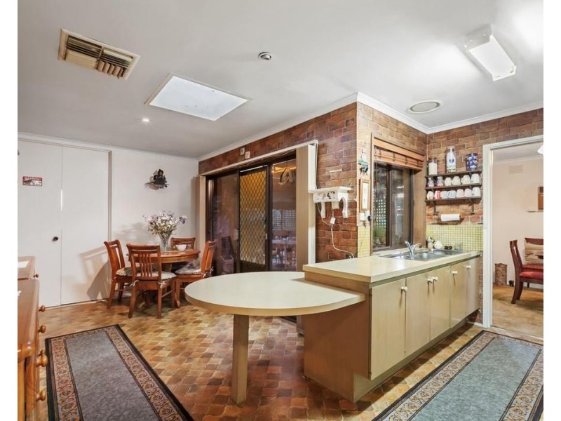 131 Mahoneys Road, Reservoir VIC 3073